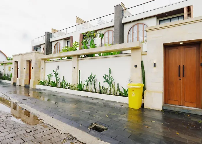 Slokayana Villa *